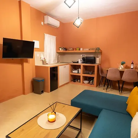 Sunday's Perissa (Santorini)