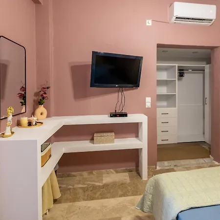 Sunday's Appartement Perissa (Santorini)