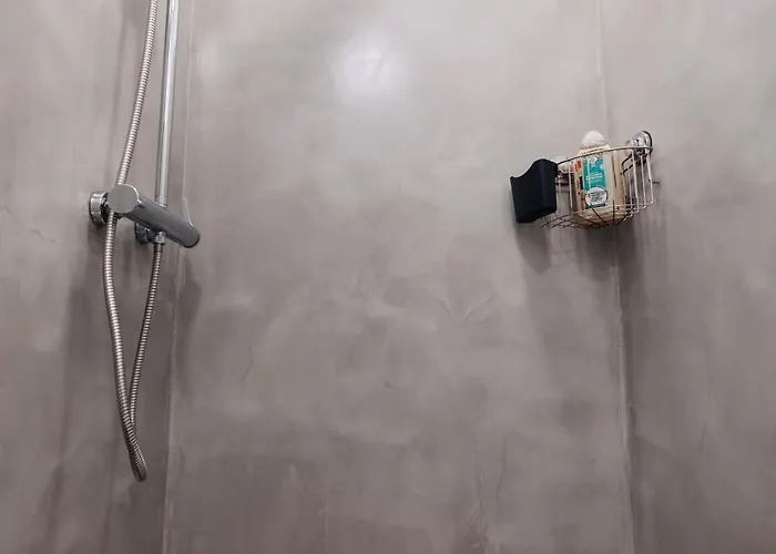 Sunday's Perissa (Santorini)