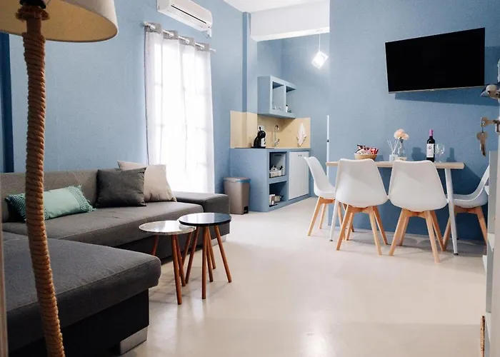 Sunday's * Perissa (Santorini)